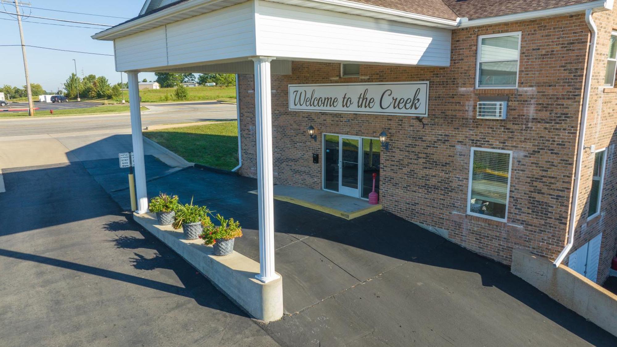 Schmidt'S Creek Hotel Osage Beach Exterior photo